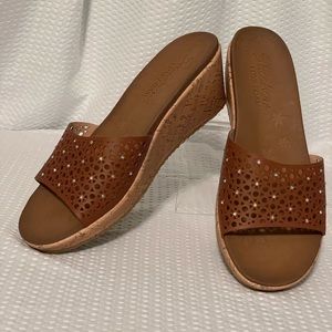 Skechers Luxe Foam Wedge Platform Slide sandals, jeweled brown, Size 9M, NEW